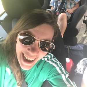 Meet your Posher, Kara